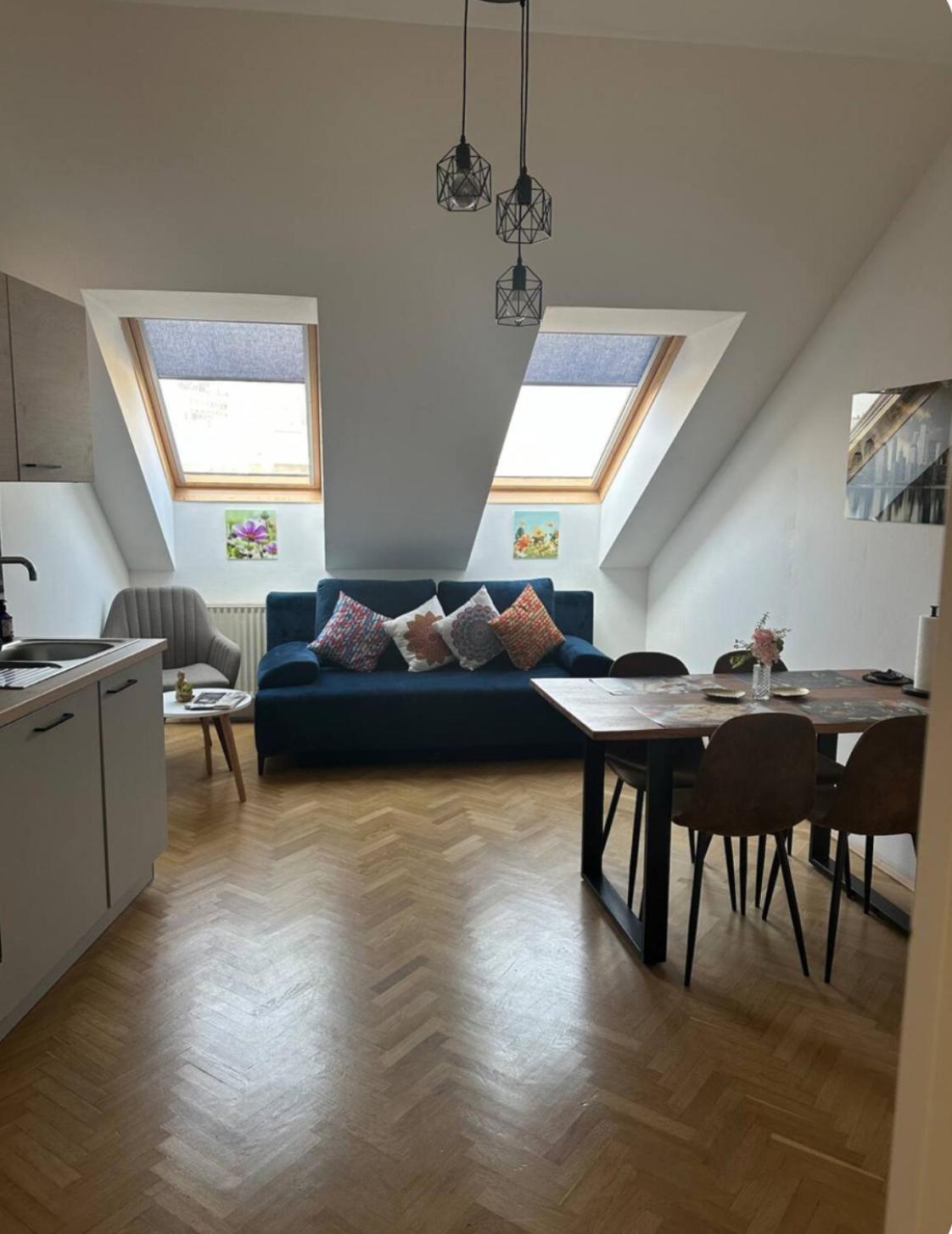 Apartment Klimatisiertes Dachgeschoss In Zentrum Wiens Wien