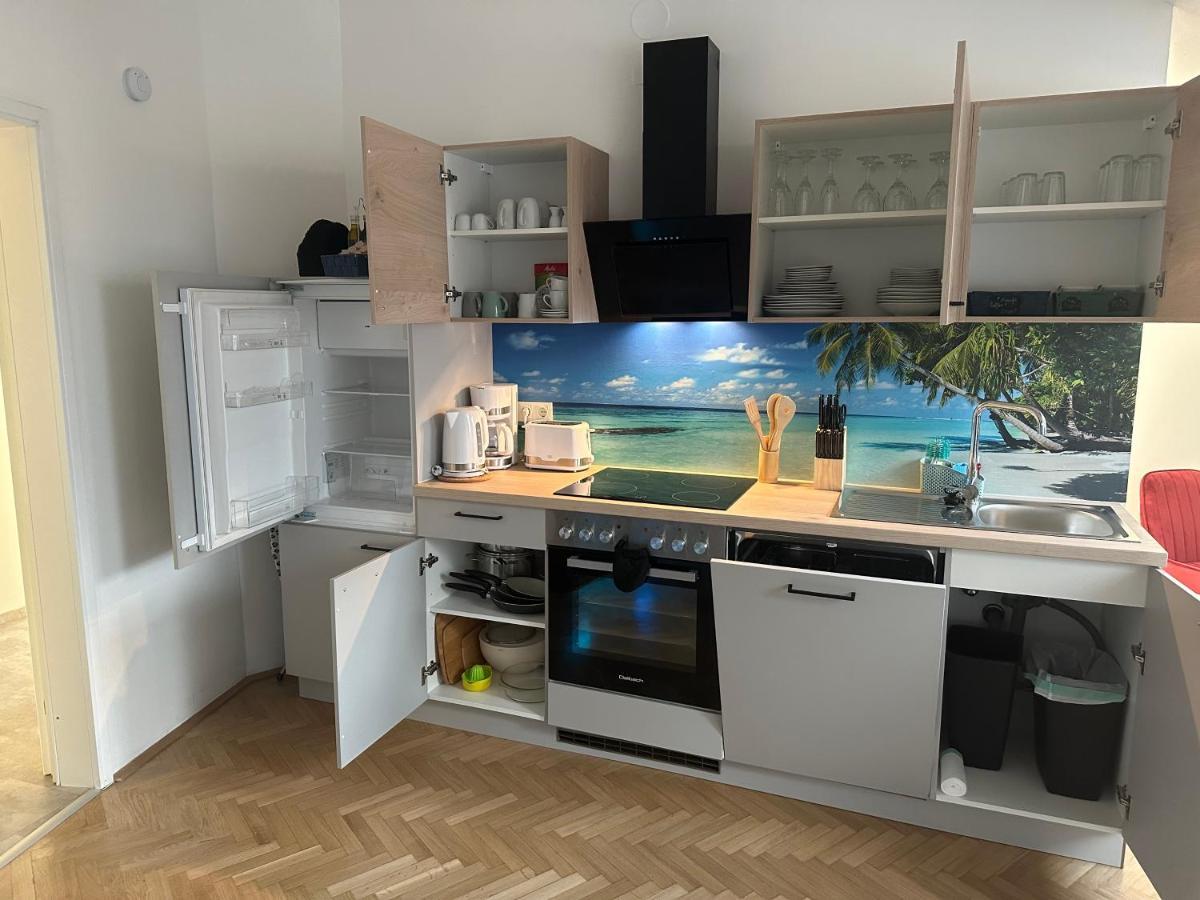 Klimatisiertes Dachgeschoss In Zentrum Wiens Apartment
